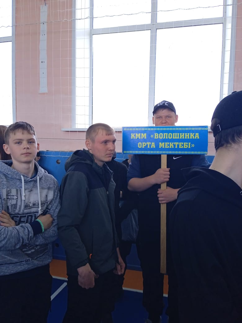 24 сәуір күні кәсіптік бағдар беру жұмысы аясында «Волошинка  орта мектебі» КММ-нің  9, 10, 11 сынып оқушылары «Петровка аграрлық-техникалық колледжі» КММ-ге барып, «Жұмысшы тобына тапсырыс бар» тақырыбында «Ашық есік күні» іс-шарасына қатысты.